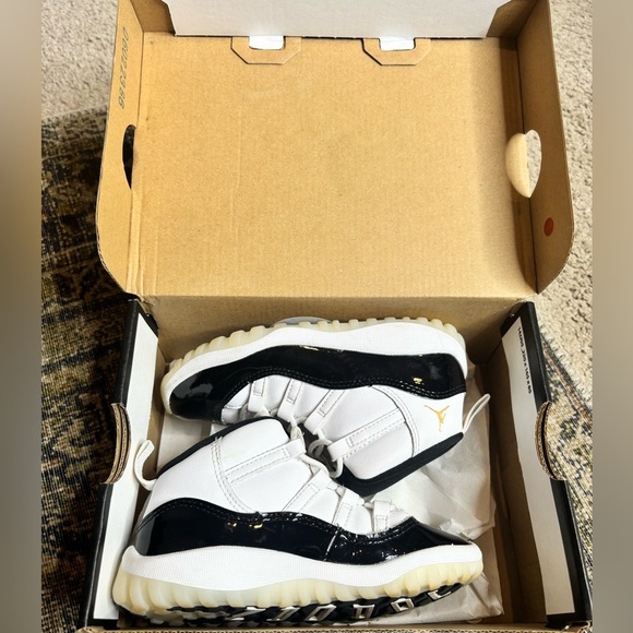Air Jordan 11 XI Retro Concord Toddler Size 10C Low Top Sneakers - Picture 7 of 9